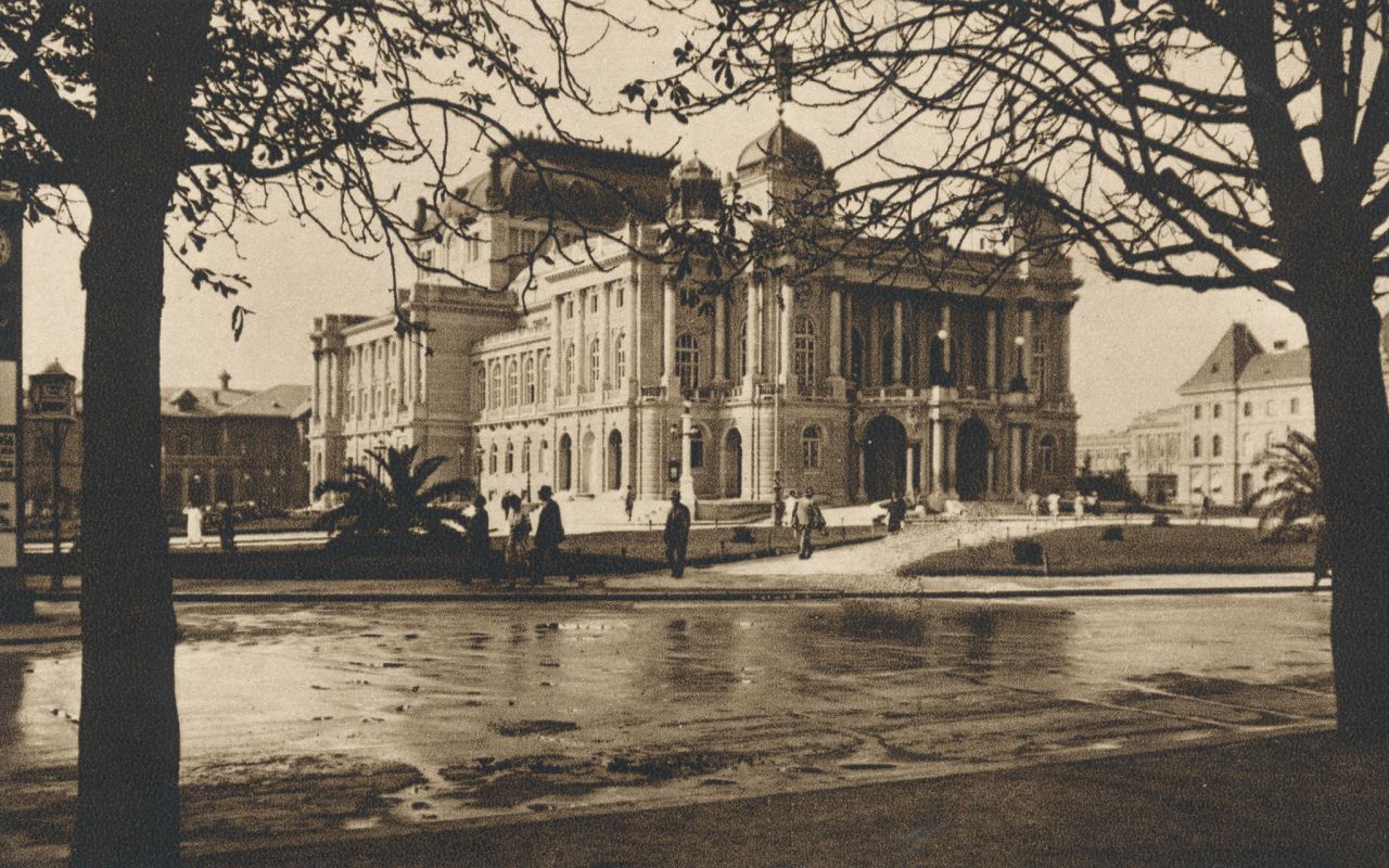 Hrvatsko narodno kazalište (HNK) oko 1930. godine